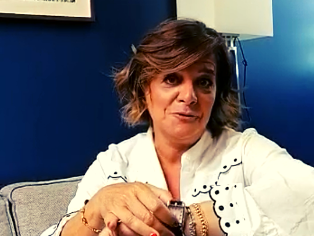Júlia Pinheiro - olá relógio